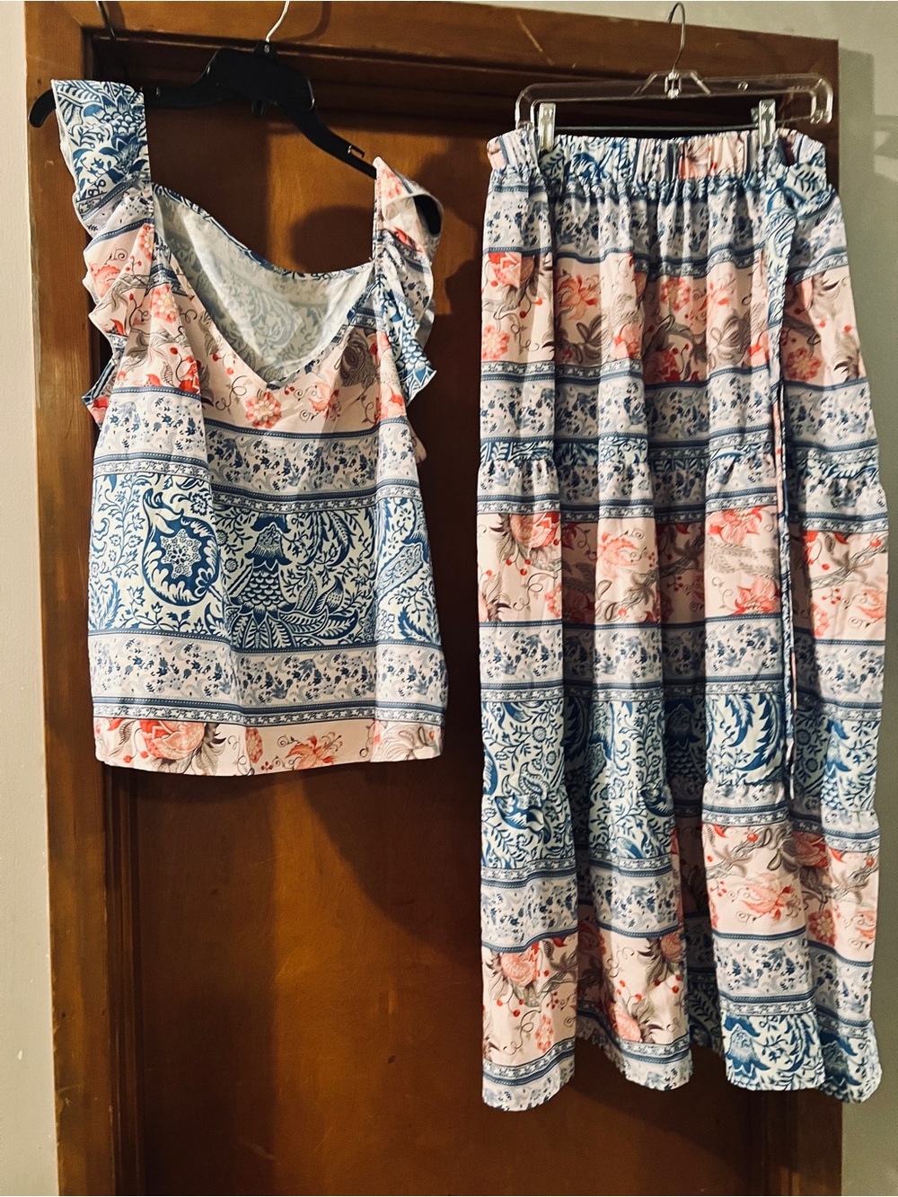 SHEIN Blue and Pink Floral Print Skirt Set